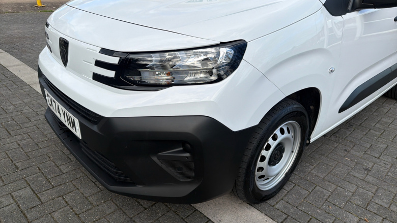 Peugeot Partner Standard Diesel 1.5 BlueHDi 130 Professional Van EAT8